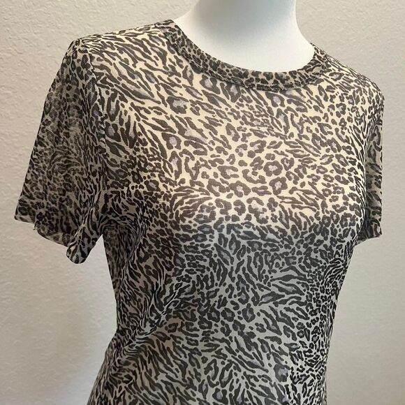 Karen-kane Women's Shirt - Picture 3 of 4